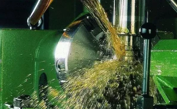 鋁合金黄瓜污视频在线生產加工壓鑄鋁時怎麽會變色?